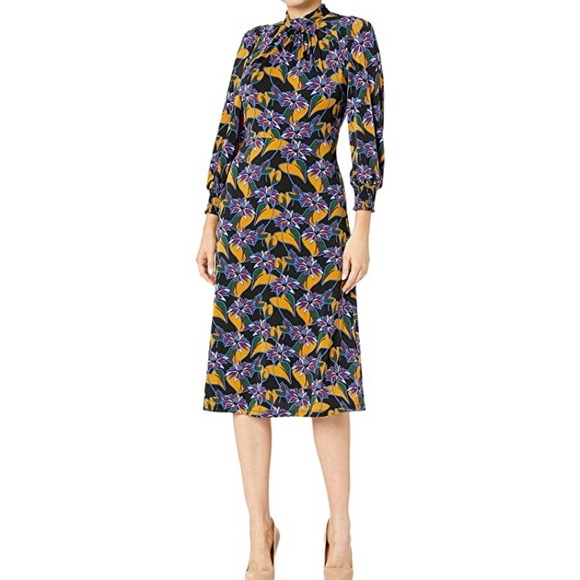 Adrianna Papell Dresses & Skirts - NEW Adrianna Papelle Leafy Hearts Mock Neck Dress